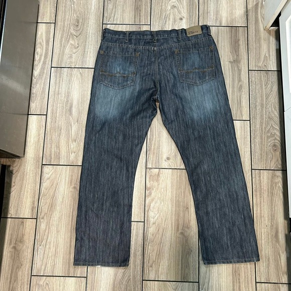 Wrangler Men’s Jeans 40x31 Slim Straight Faded Denim Dark Wash High Rise 38x30 - Picture 4 of 15